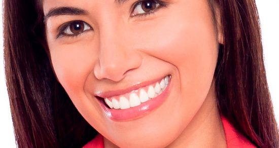Vicky-Charris-Odontologa-Ortodoncista-Testimonios-1-1 Vicky-Charris-Odontologa-Ortodoncista-Testimonios-1-1